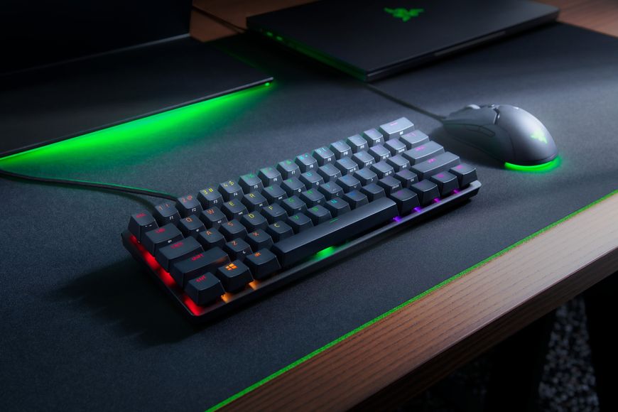 Razer Клавиатура Huntsman Mini RGB 61key Red Switch USB EN Black