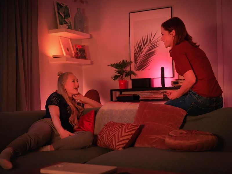 Philips Hue Панель освітлення розумна Play, 2000K-6500K, RGB, ZigBee, димування, базовий комплект, блок живлення, 2шт, чорний