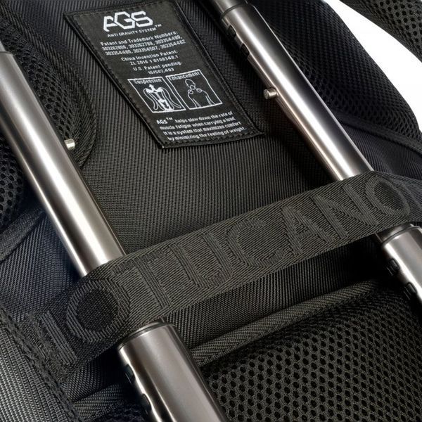 Tucano Sole Gravity AGS 17", черный BKSOL17-AGS-BK фото