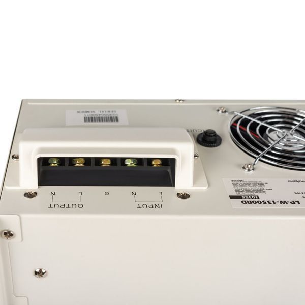 Стабілізатор напруги LP-W-13500RD (8100Вт / 7 ступ)