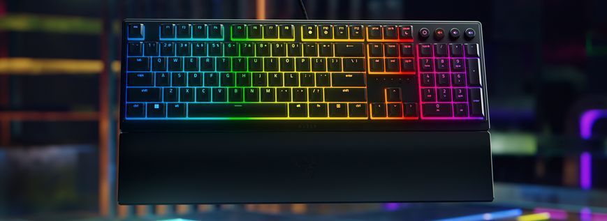 Razer Клавіатура Ornata V3 RGB 104key Mecha-Membrane Switch USB RU Black