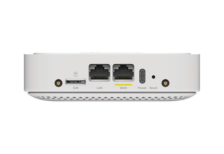 NETGEAR 4G/LTE Модем/Маршрутизатор LM1200, LTE CAT 4, 1xGE LAN, 1xGE WAN, 1xUSB-C, 2xTS-9